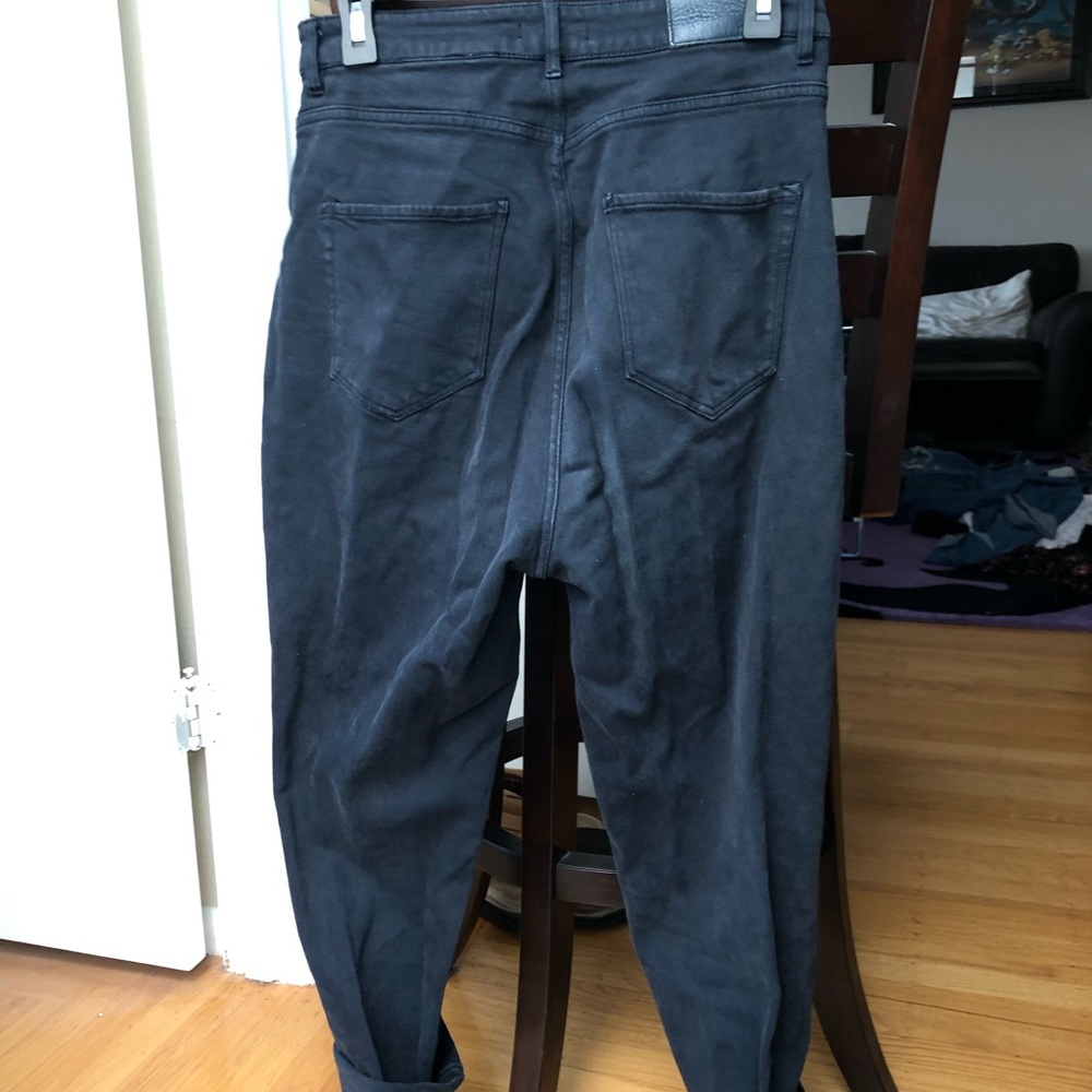 Black high-rise jeans